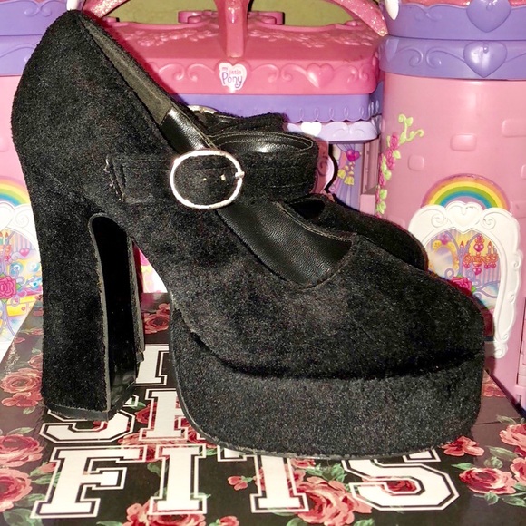 Vintage | Shoes | Vintage Morbid Threads Black Velvet Platform Shoes | Poshmark